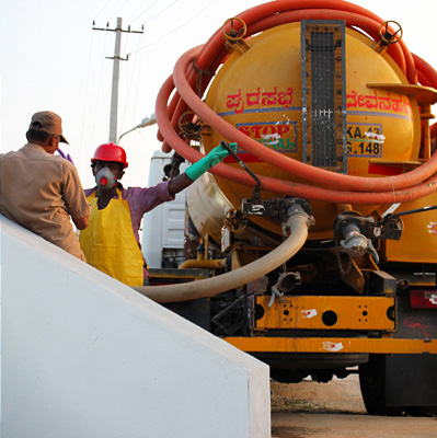 Desludging vehicle for Faecal Sludge Management